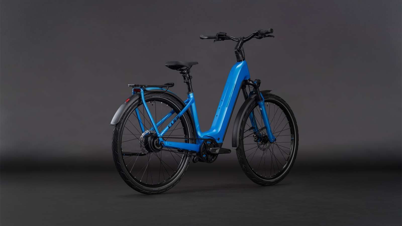 Cube Kathmandu Hybrid Comfort Pro 800 azure´n´black Easy Entry – Bild 2