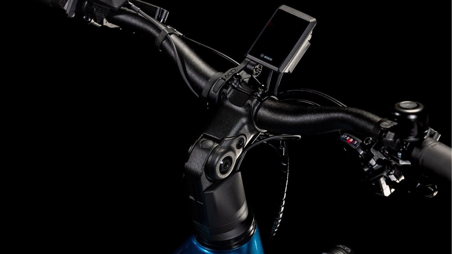 Cube Kathmandu Hybrid EX 800 Lady electricblue´n´chrome – Bild 5
