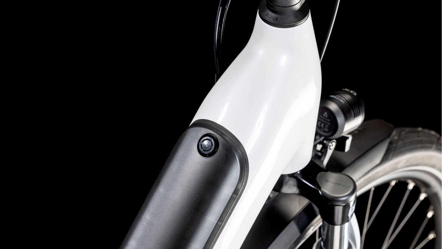 Cube Supreme Hybrid Comfort ONE 500 metallicwhite´n´black – Bild 7