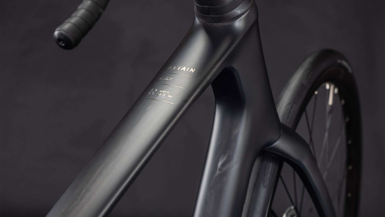 Cube Attain C:62 Race blackline 2026 – Bild 3
